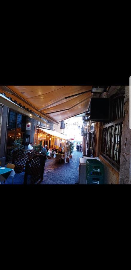 Bed and Breakfast Casa Carolina A Toledo Neapol Zewnętrze zdjęcie
